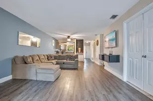 404 Country Ln NE, Winter Haven, FL 33881 - Photo 4