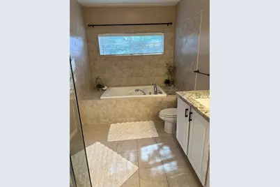 1401 5th Street N, Saint Petersburg, FL 33704 - Photo 18