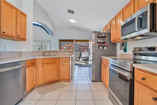 161 Hideaway Beach Ln, Kissimmee, FL 34746 - Photo 4