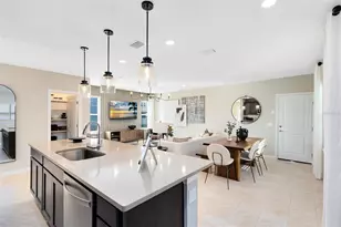 10716 Leafy Laurel St, Orlando, FL 32829 - Photo 4