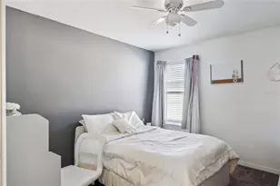 3933 Pemberly Pines Cir, Saint Cloud, FL 34769 - Photo 16