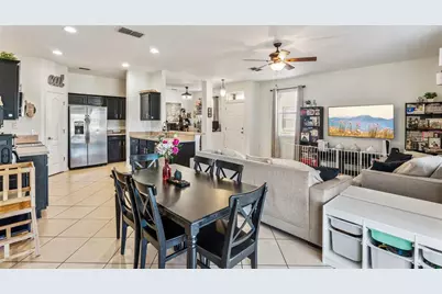 3933 Pemberly Pines Circle, Saint Cloud, FL 34769 - Photo 10