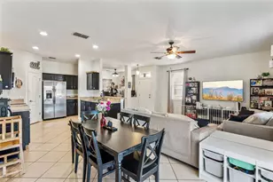 3933 Pemberly Pines Cir, Saint Cloud, FL 34769 - Photo 10