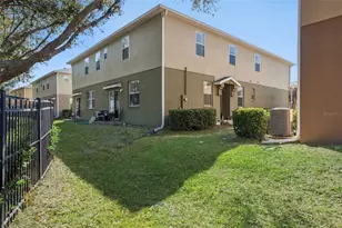 3933 Pemberly Pines Cir, Saint Cloud, FL 34769 - Photo 24