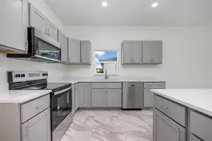 1720 S Deleon Ave, Titusville, FL 32780 - Photo 4