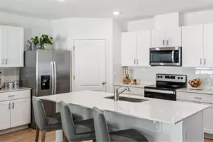 2129 Rio Grande Canyon Loop, Kissimmee, FL 34759 - Photo 4