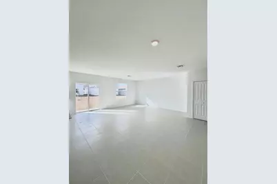 2110 Chris Drive, Winter Haven, FL 33884 - Photo 10