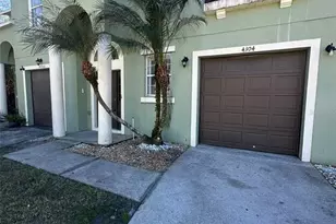 4304 Paradise Cove Ct, Kissimmee, FL 34746 - Photo 2