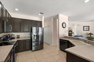 10743 Sunrise Terrace Dr, Orlando, FL 32825 - Photo 4