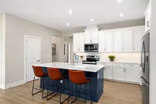 456 Free Range Dr, Groveland, FL 34736 - Photo 4