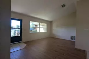 515 S Jefferson St, Beverly Hills, FL 34465 - Photo 2