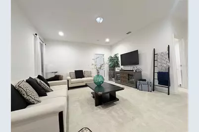 8205 Bayliss Court, Orlando, FL 32825 - Photo 14