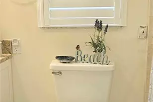 1706 S Lakeside Ct, Venice, FL 34293 - Photo 48