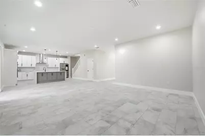 5663 W Central Avenue, Orlando, FL 32811 - Photo 6