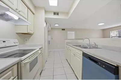 3020 Parkway Boulevard #102, Kissimmee, FL 34747 - Photo 8