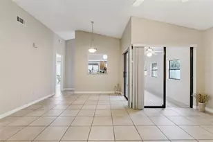 3154 Carthage Ct, Orlando, FL 32837 - Photo 2