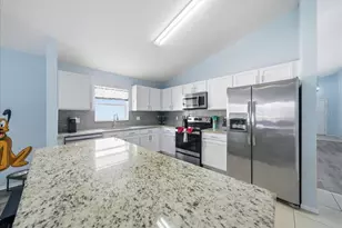 632 Bloomingdale Dr, Davenport, FL 33897 - Photo 4