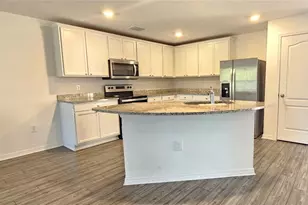 667 Bay Leaf Dr, Kissimmee, FL 34759 - Photo 4