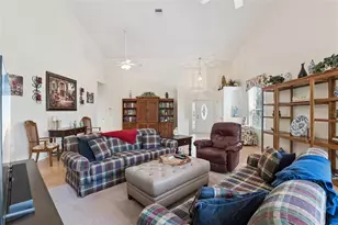 295 Marsh Landing Cir, Debary, FL 32713 - Photo 2