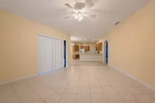 540 Coventry, Davenport, FL 33897 - Photo 8