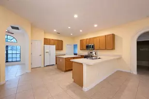 540 Coventry, Davenport, FL 33897 - Photo 4