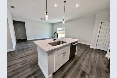 21295 Wynyard Avenue, Port Charlotte, FL 33954 - Photo 6