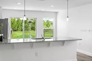 212 Miles Ct, Davenport, FL 33837 - Photo 10