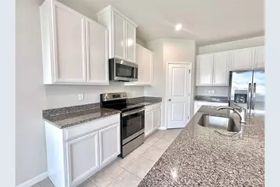 5587 Toulouse Lane, Saint Cloud, FL 34771 - Photo 10