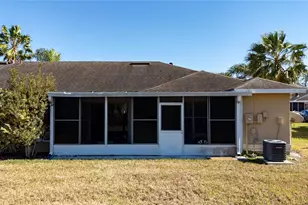 3198 Sandy Shore Ln, Kissimmee, FL 34743 - Photo 4