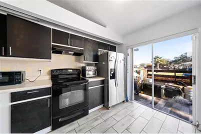 3198 Sandy Shore Lane, Kissimmee, FL 34743 - Photo 10