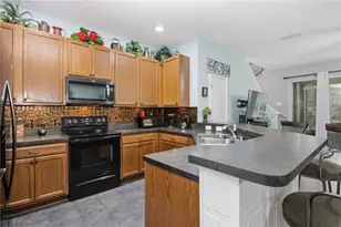 608 Old Pine Ct, Sanford, FL 32773 - Photo 10