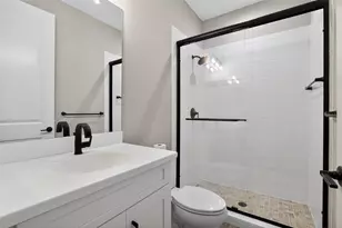 10710 Falling Leaf Ct, Parrish, FL 34219 - Photo 30