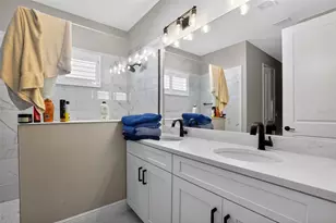 10710 Falling Leaf Ct, Parrish, FL 34219 - Photo 32