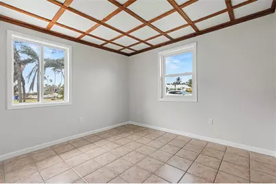 580 Russell Street, Longboat Key, FL 34228 - Photo 18