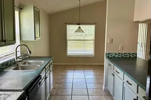 579 Rouzer St, Apopka, FL 32712 - Photo 6