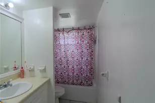 4825 Victory Dr, Orlando, FL 32808 - Photo 12