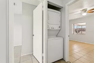 38 Lake Villa Way, Kissimmee, FL 34743 - Photo 14