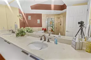 241 Riverside Dr, Daytona Beach, FL 32117 - Photo 42