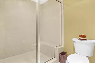 241 Riverside Dr, Daytona Beach, FL 32117 - Photo 30