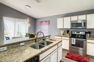 510 Castlemain Cir, Davenport, FL 33897 - Photo 12