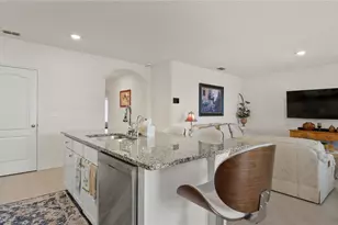 2429 White Poppy Dr, Kissimmee, FL 34747 - Photo 10