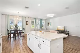 308 Lake Davenport Cir, Davenport, FL 33837 - Photo 10