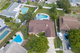 120 Grove Hollow Ct, Sanford, FL 32773 - Photo 2