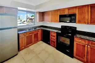 705 S Village Dr N, Saint Petersburg, FL 33716 - Photo 4