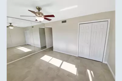 705 S Village Drive N #205, Saint Petersburg, FL 33716 - Photo 8