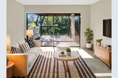 705 S Village Drive N #205, Saint Petersburg, FL 33716 - Photo 2