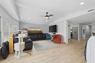 361 Wade Park Ct, Davenport, FL 33897 - Photo 8
