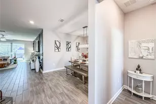 2537 Camden Park Cir, Davenport, FL 33837 - Photo 10