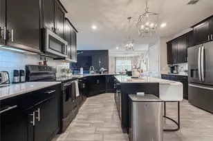 2537 Camden Park Cir, Davenport, FL 33837 - Photo 22