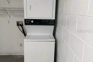 2507 Woods Edge Cir, Orlando, FL 32817 - Photo 12